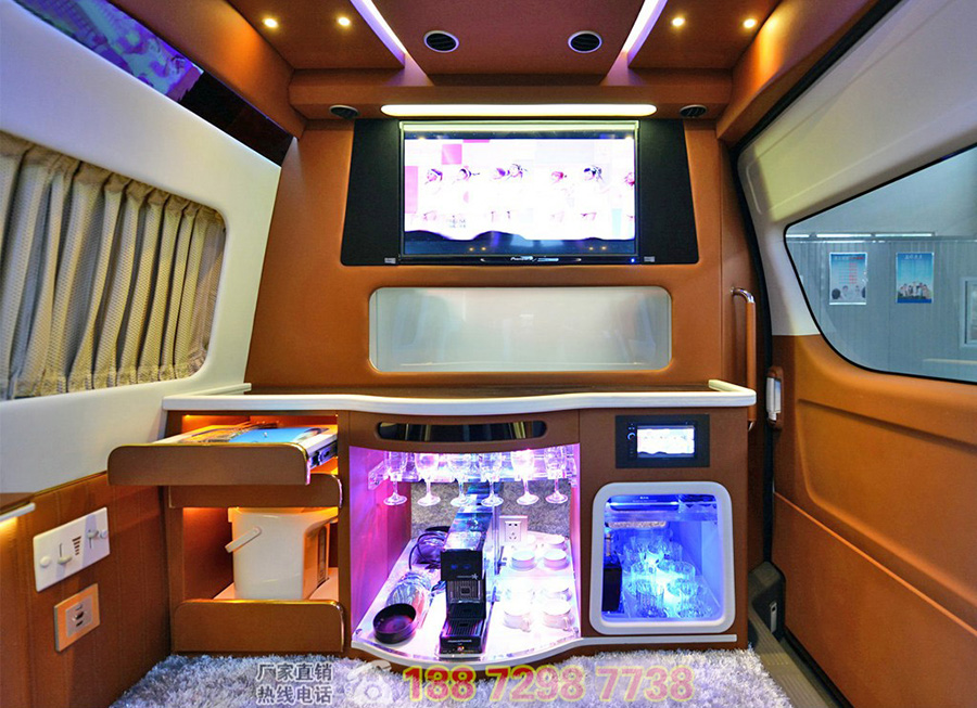 凯发k8体育APP官方网站下载奔馳淩特B型房車