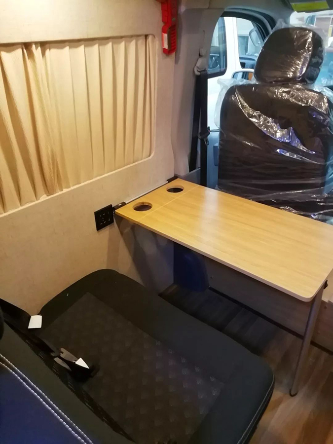 凯发k8体育APP官方网站下载房車-上汽大通國六長軸高頂房車4